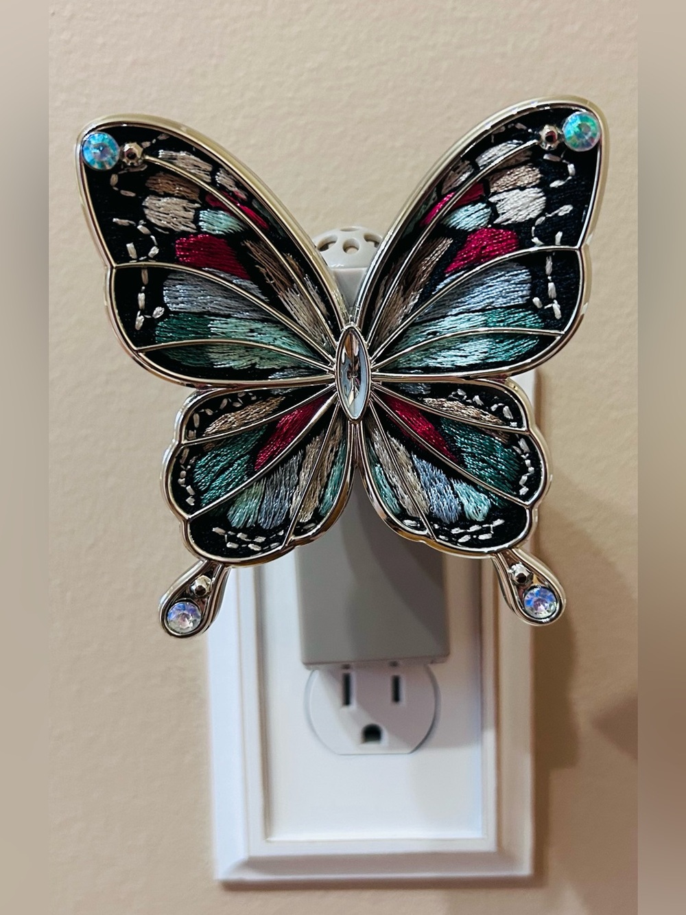 SET OF 2: Bath & Body Work’s Wallflower Plugs